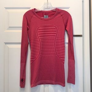 Lululemon long sleeved shirt